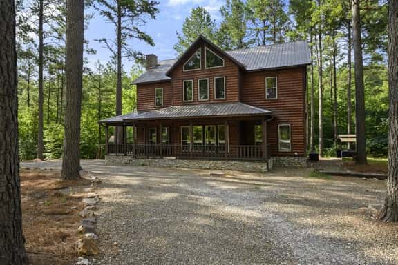 Cornerstone Lodge - Image 1