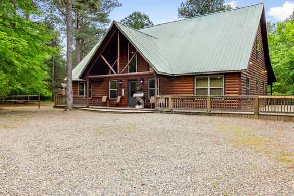 Hi Bear Nation Lodge - Image 1