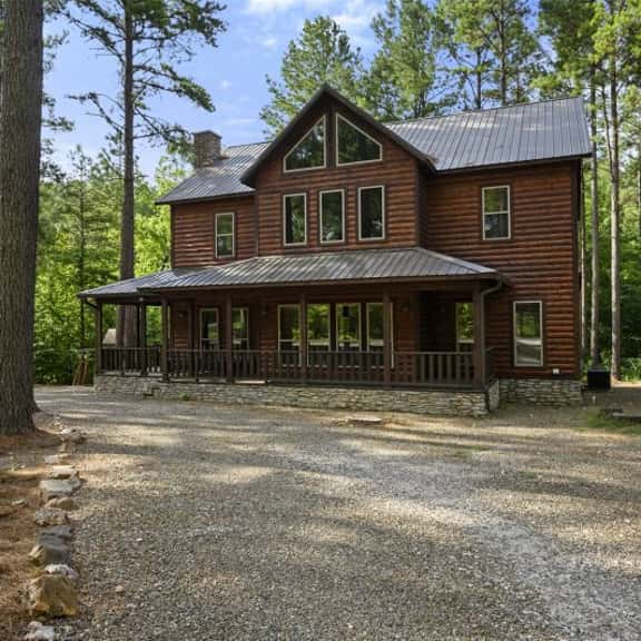 Cornerstone Lodge - Image 1