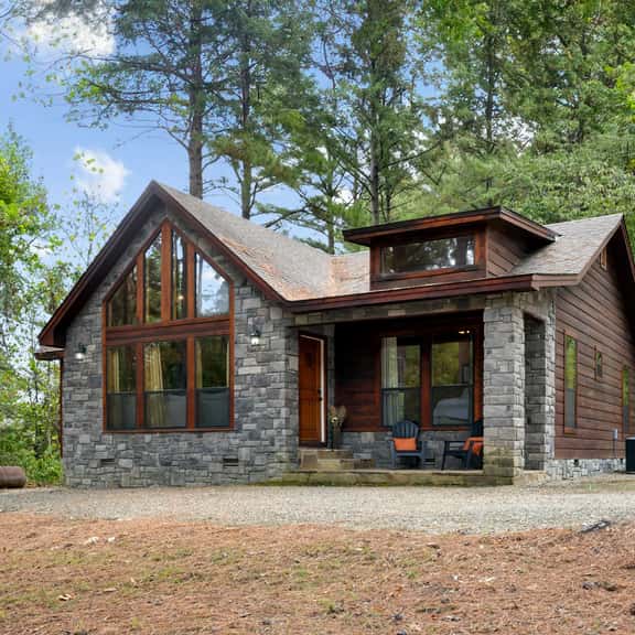 Greystone Lodge - Image 1